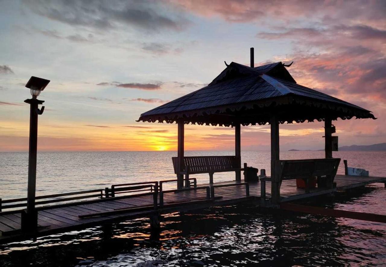 Santiri Island Resort センポルナ エクステリア 写真