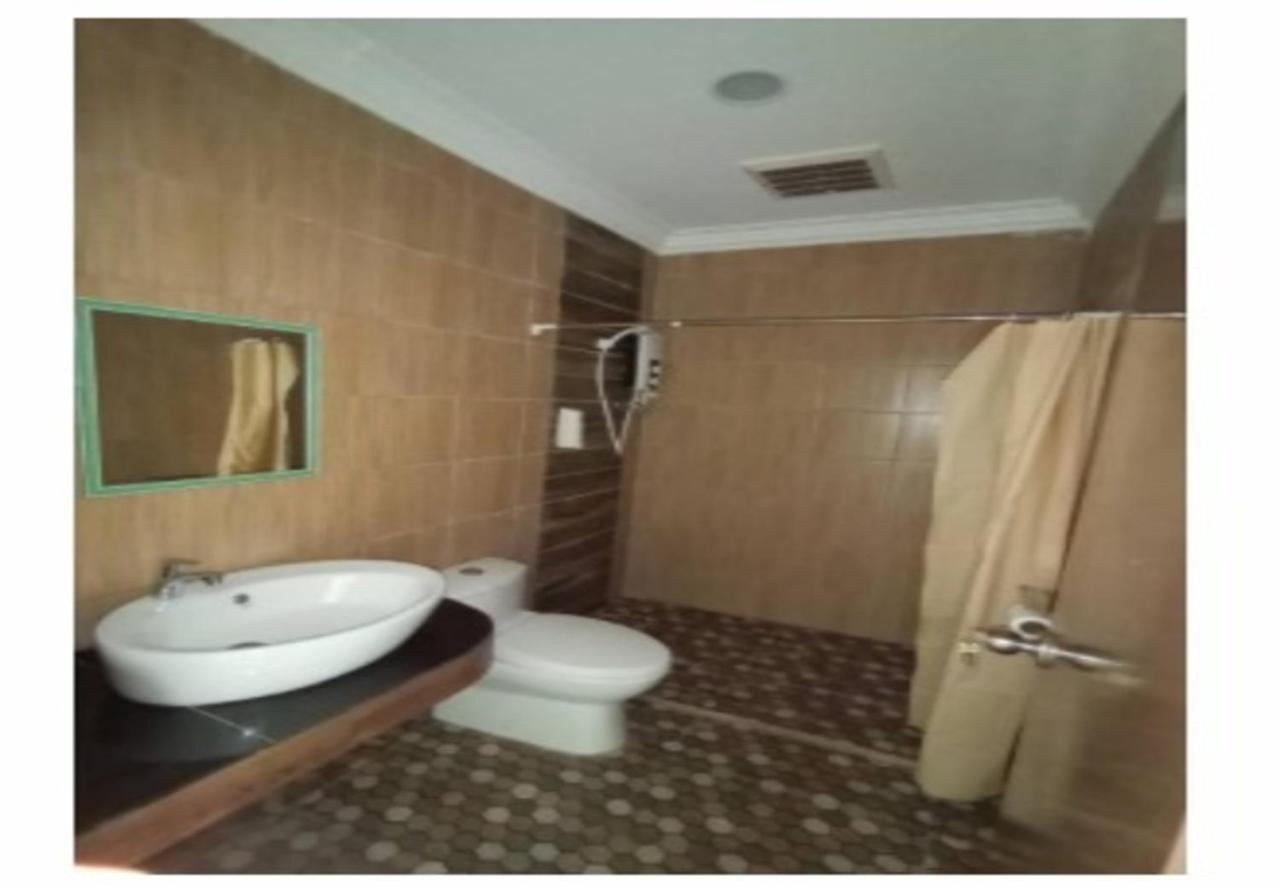 Santiri Island Resort センポルナ エクステリア 写真