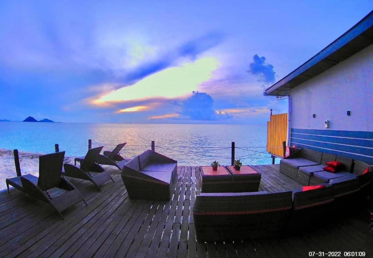 Santiri Island Resort センポルナ エクステリア 写真
