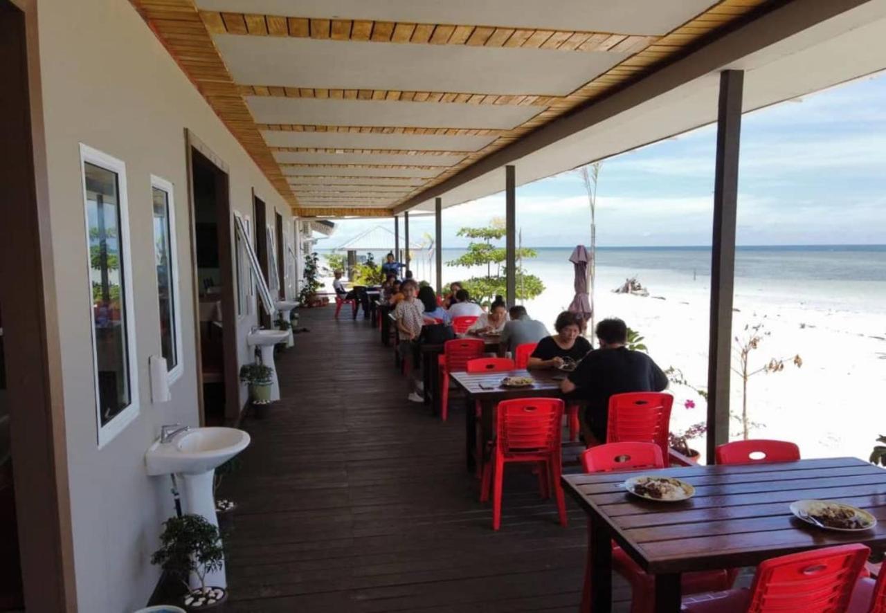 Santiri Island Resort センポルナ エクステリア 写真