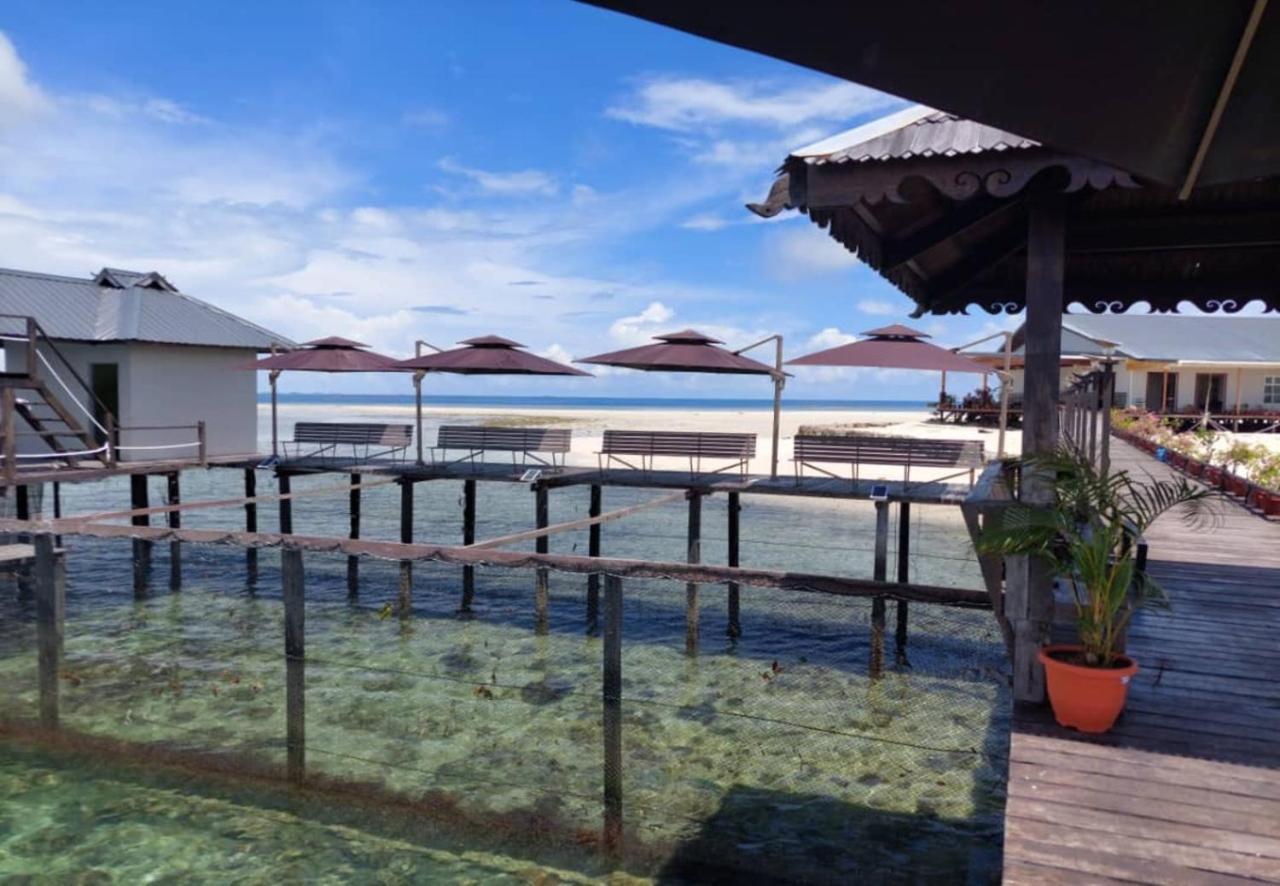 Santiri Island Resort センポルナ エクステリア 写真