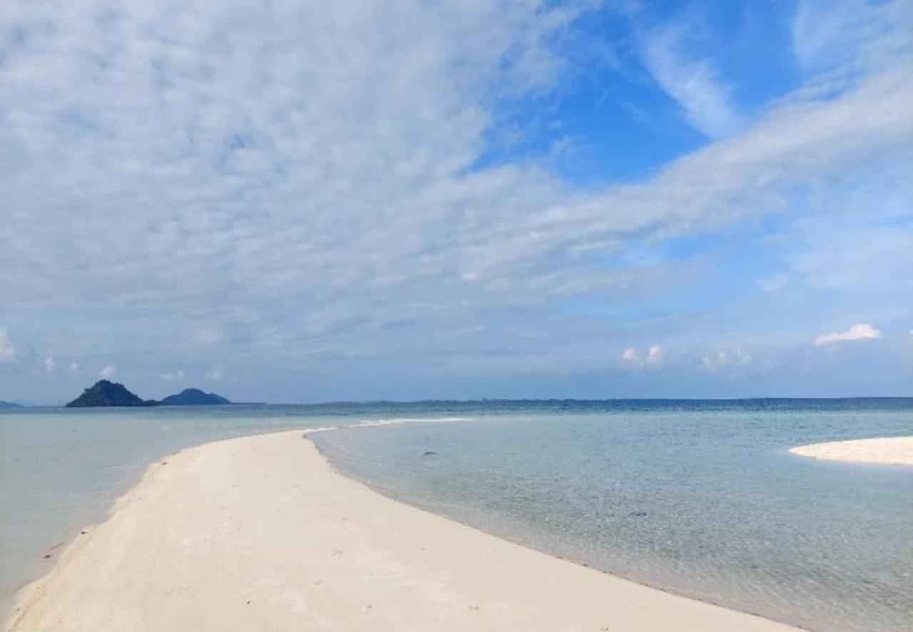 Santiri Island Resort センポルナ エクステリア 写真